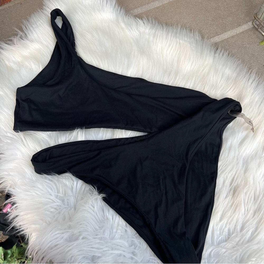 SHEIN Black Ribbed One Shoulder 2 Piece Bikini